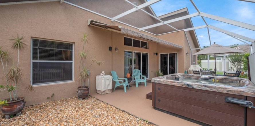 House in Stuart, Florida 3 bedrooms, 165.37 sq.m. № 1224654