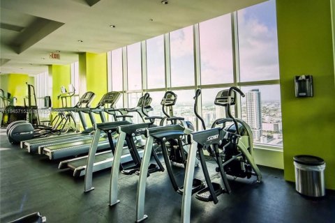 Condo in Miami, Florida, 1 bedroom  № 2060543 - photo 21