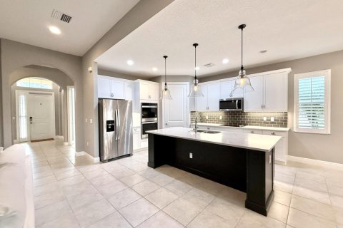 Townhouse in Vero Beach, Florida 3 bedrooms, 182 sq.m. № 2392490 - photo 5