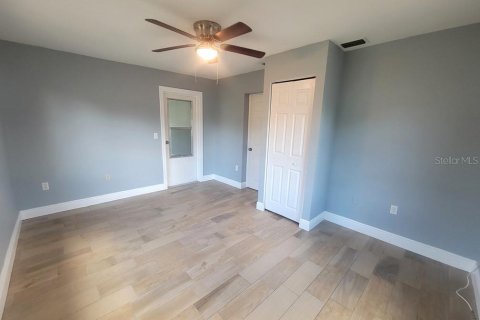 Casa en alquiler en Port Richey, Florida, 3 dormitorios, 161.19 m2 № 1916852 - foto 22