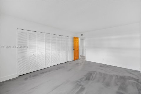 Copropriété à louer à Davie, Floride: 3 chambres, 129.13 m2 № 2413137 - photo 19
