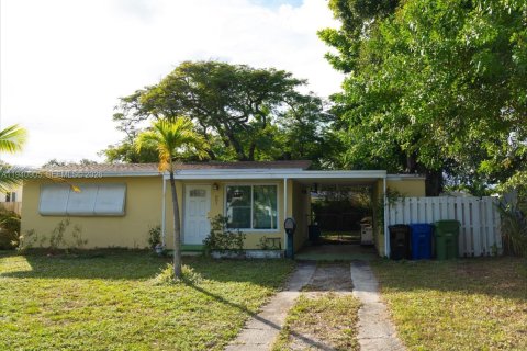 Casa en venta en Fort Lauderdale, Florida, 2 dormitorios, 69.12 m2 № 2010346 - foto 12
