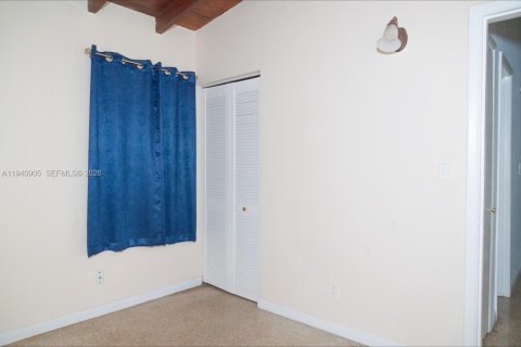 Casa en venta en Fort Lauderdale, Florida, 2 dormitorios, 69.12 m2 № 2010346 - foto 11