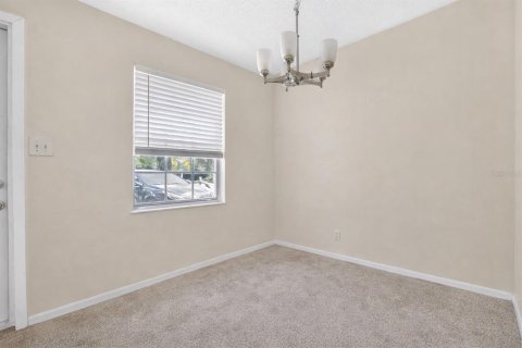 Propiedad comercial en venta en Orlando, Florida, 3 dormitorios, 165.55 m2 № 2097880 - foto 15