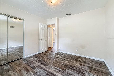 House in Saint Petersburg, Florida 3 bedrooms, 143.35 sq.m. № 1819452 - photo 24