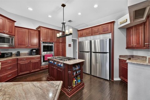House in Riverview, Florida 5 bedrooms, 289.58 sq.m. № 2152313 - photo 13