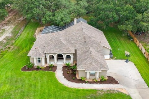House in Riverview, Florida 5 bedrooms, 289.58 sq.m. № 2152313 - photo 2