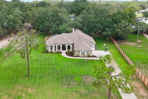 House in Riverview, Florida 5 bedrooms, 289.58 sq.m. № 2152313