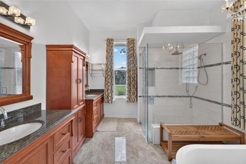 House in Riverview, Florida 5 bedrooms, 289.58 sq.m. № 2152313 - photo 27