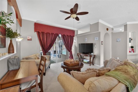 House in Riverview, Florida 5 bedrooms, 289.58 sq.m. № 2152313 - photo 18