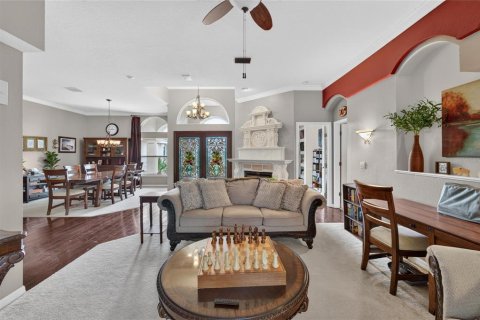 House in Riverview, Florida 5 bedrooms, 289.58 sq.m. № 2152313 - photo 17