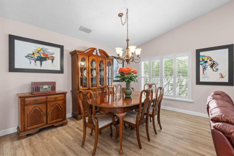House in Plantation, Florida 4 bedrooms, 210.14 sq.m. № 2261571 - photo 9
