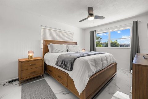 Villa ou maison à louer à Cape Coral, Floride: 3 chambres, 168.9 m2 № 1747258 - photo 24
