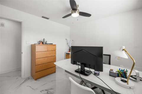 Villa ou maison à louer à Cape Coral, Floride: 3 chambres, 168.9 m2 № 1747258 - photo 22