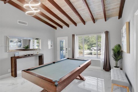 Купить виллу или дом в Лайтхаус-Пойнт, Флорида 6 спален, 264.4м2, № 2011766 - фото 5