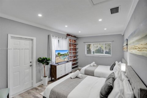 Купить виллу или дом в Лайтхаус-Пойнт, Флорида 6 спален, 264.4м2, № 2011766 - фото 20