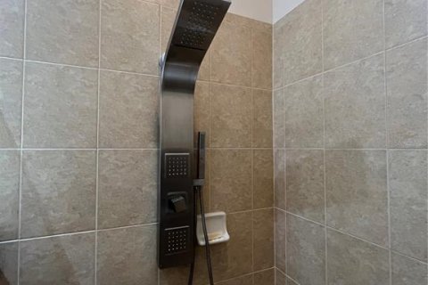 Снять в аренду виллу или дом в Порт-Шарлотт, Флорида 6 комнат, 140.19м2, № 427399 - фото 25