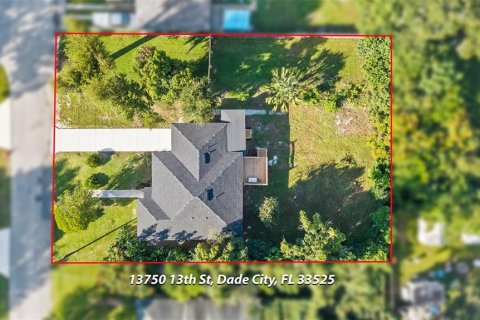 Villa ou maison à vendre à Dade City, Floride: 4 chambres, 148.83 m2 № 2437167 - photo 2