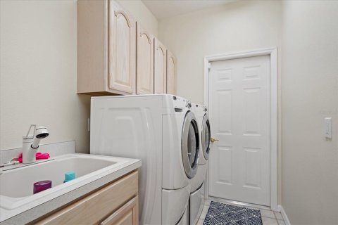House in Bradenton, Florida 3 bedrooms, 222.22 sq.m. № 1858113 - photo 26