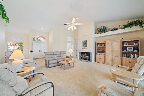 House in Bradenton, Florida 3 bedrooms, 222.22 sq.m. № 1858113 - photo 3