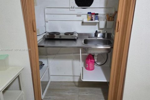 Apartamento en alquiler en Miami, Florida, 1 dormitorio № 2058624 - foto 7