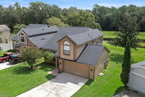 Casa en venta en Oviedo, Florida, 3 dormitorios, 140.75 m2 № 1904690 - foto 2