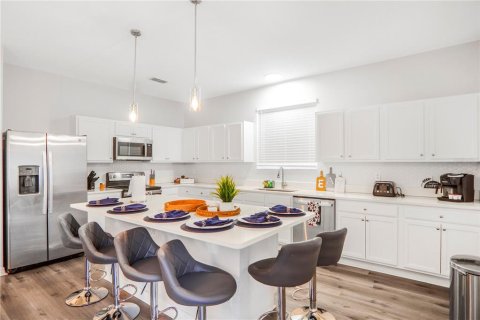Casa en venta en Davenport, Florida, 6 dormitorios, 315.5 m2 № 2235319 - foto 8