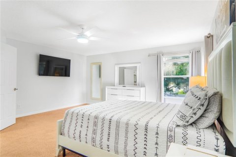 Casa en venta en Davenport, Florida, 6 dormitorios, 315.5 m2 № 2235319 - foto 24