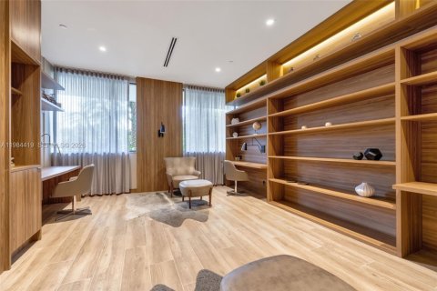 Купить кондоминиум в Авентура, Флорида 2 спальни, 120.77м2, № 2049065 - фото 29