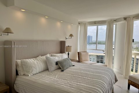 Купить кондоминиум в Авентура, Флорида 2 спальни, 120.77м2, № 2049065 - фото 12