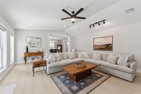 Купить виллу или дом в Тампа, Флорида 8 комнат, 178.84м2, № 1903078 - фото 14