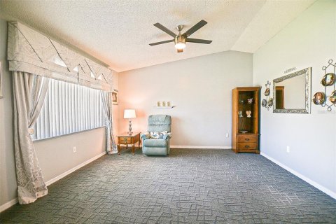 House in Summerfield, Florida 2 bedrooms, 125.98 sq.m. № 1855484 - photo 14