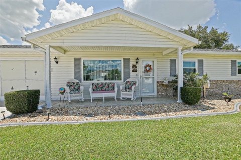 House in Summerfield, Florida 2 bedrooms, 125.98 sq.m. № 1855484 - photo 3