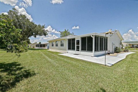 House in Summerfield, Florida 2 bedrooms, 125.98 sq.m. № 1855484 - photo 8