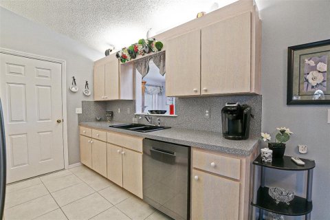 House in Summerfield, Florida 2 bedrooms, 125.98 sq.m. № 1855484 - photo 18
