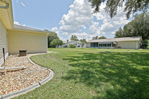 House in Summerfield, Florida 2 bedrooms, 125.98 sq.m. № 1855484 - photo 5