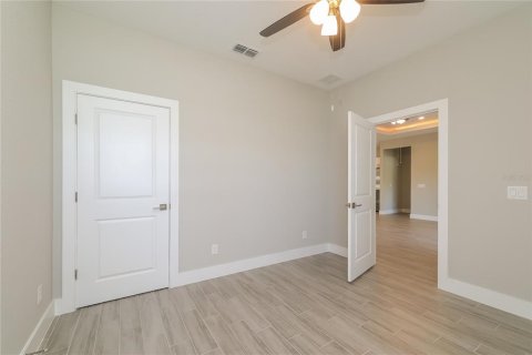 Casa en alquiler en Kissimmee, Florida, 4 dormitorios, 155.15 m2 № 2112990 - foto 10