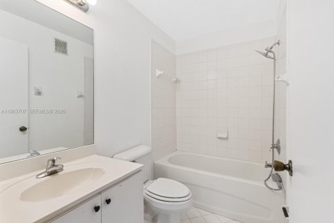 Купить кондоминиум в Хомстед, Флорида 2 спальни, 75.72м2, № 2028513 - фото 14