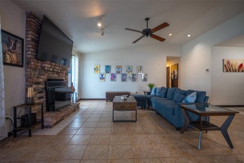 House in Orlando, Florida 3 bedrooms, 141.58 sq.m. № 1884282 - photo 7