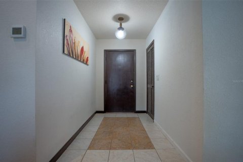 House in Orlando, Florida 3 bedrooms, 141.58 sq.m. № 1884282 - photo 4