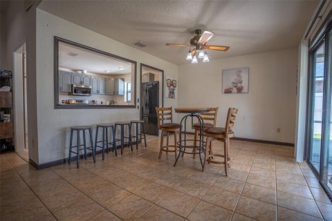 House in Orlando, Florida 3 bedrooms, 141.58 sq.m. № 1884282 - photo 9