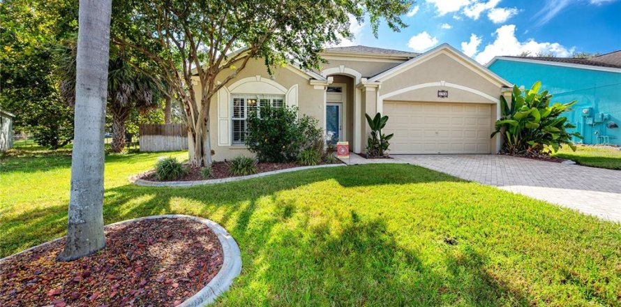 Villa ou maison à Tarpon Springs, Floride 3 chambres, 138.15 m2 № 1870190