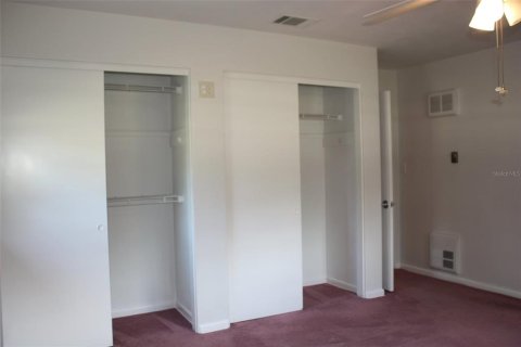 Villa ou maison à vendre à Leesburg, Floride: 2 chambres, 129.69 m2 № 2111328 - photo 27