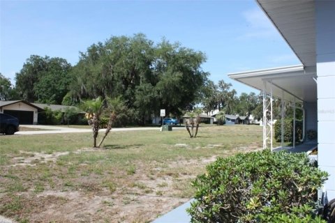 Villa ou maison à vendre à Leesburg, Floride: 2 chambres, 129.69 m2 № 2111328 - photo 6
