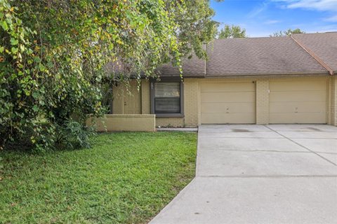 Condominio en venta en Tarpon Springs, Florida, 3 dormitorios, 94.76 m2 № 1918448 - foto 1