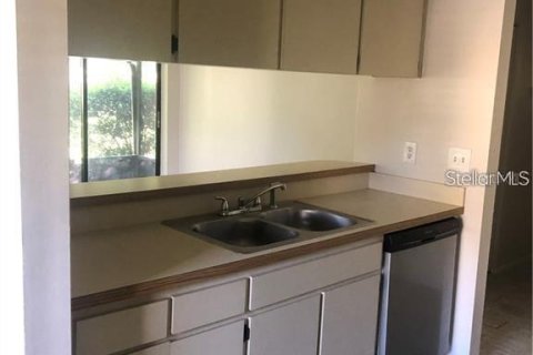 Condominio en venta en Tarpon Springs, Florida, 3 dormitorios, 94.76 m2 № 1918448 - foto 15