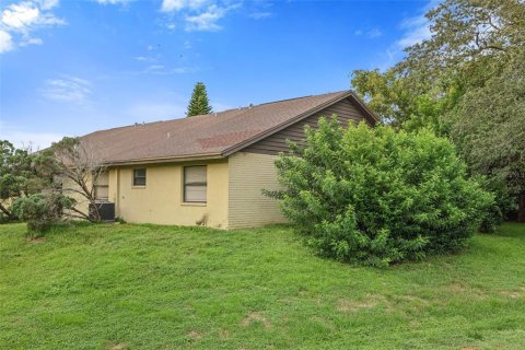 Condominio en venta en Tarpon Springs, Florida, 3 dormitorios, 94.76 m2 № 1918448 - foto 24