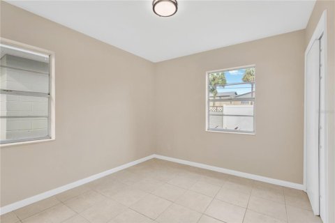 Villa ou maison à vendre à Tampa, Floride: 4 chambres, 155.05 m2 № 2399049 - photo 21
