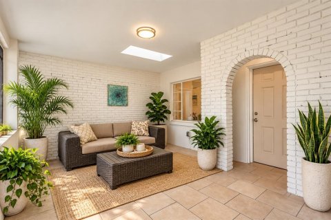 Villa ou maison à vendre à Tampa, Floride: 4 chambres, 155.05 m2 № 2399049 - photo 4