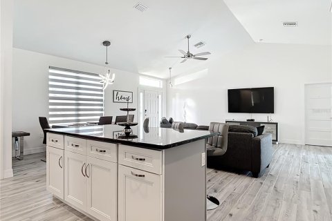 Casa en alquiler en Rotonda, Florida, 2 dormitorios, 156.82 m2 № 2229270 - foto 22